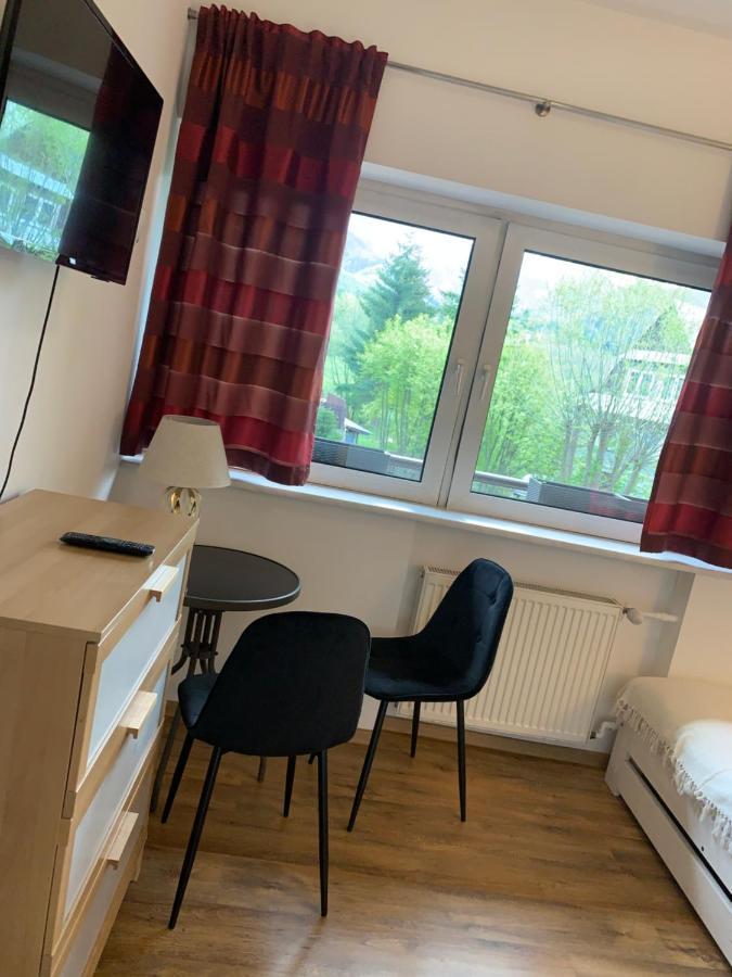 Pokoje Sunshine World Suites Zakopane Buitenkant foto