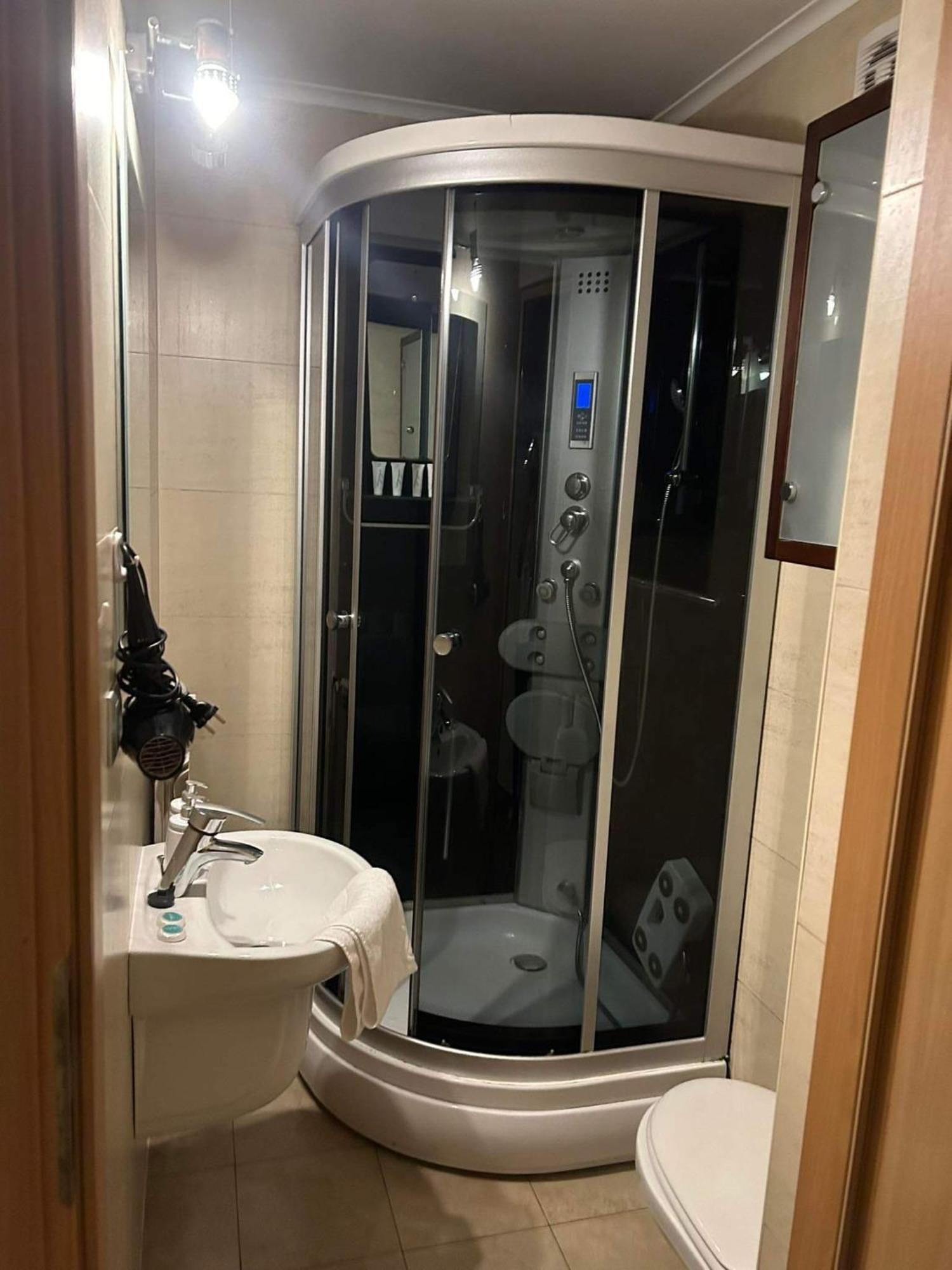 Pokoje Sunshine World Suites Zakopane Buitenkant foto